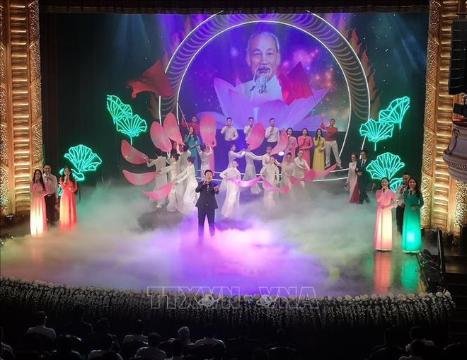 Diverses activités en l’honneur de la Fête nationale ảnh 1