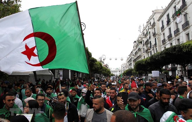 Les agences de voyages doivent être prudentes concernant les circuits en Algérie et au Sri Lanka ảnh 1