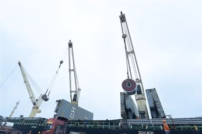 Exportation de 17.000 tonnes de tôles vers les Etats-Unis ảnh 1