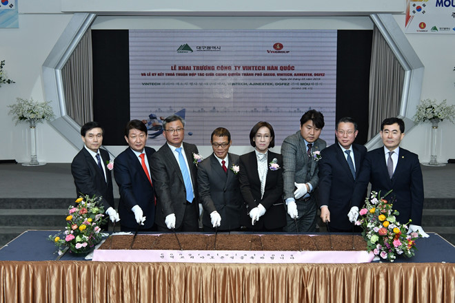 Inauguration de la société VinTech Korea Research à Daegu ảnh 1 Inauguration de la société VinTech Korea Research à Daegu ảnh 1
