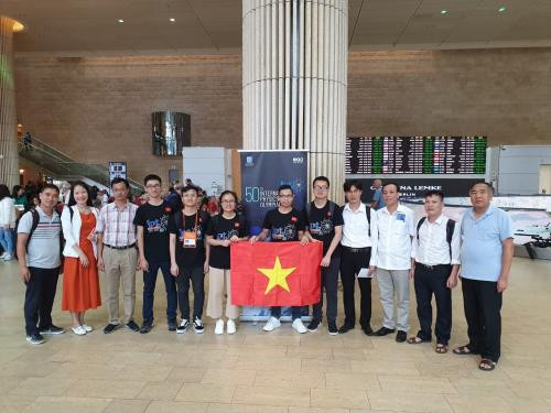 Le Vietnam remporte trois médailles d’or aux Olympiades internationales de physique ảnh 1 Le Vietnam remporte trois médailles d’or aux Olympiades internationales de physique ảnh 1