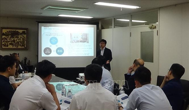 Des intellectuels vietnamiens au Japon discuteront de la stratégie "Make in Vietnam" ảnh 1 Des intellectuels vietnamiens au Japon discuteront de la stratégie "Make in Vietnam" ảnh 1
