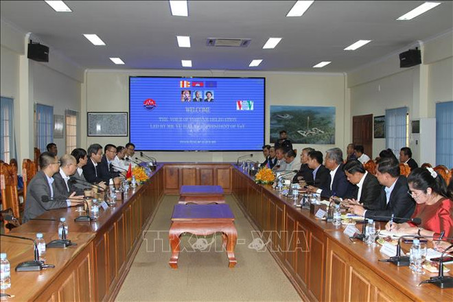Le Vietnam et le Cambodge resserrent la coopération dans l’information et la communication ảnh 1 Le Vietnam et le Cambodge resserrent la coopération dans l’information et la communication ảnh 1