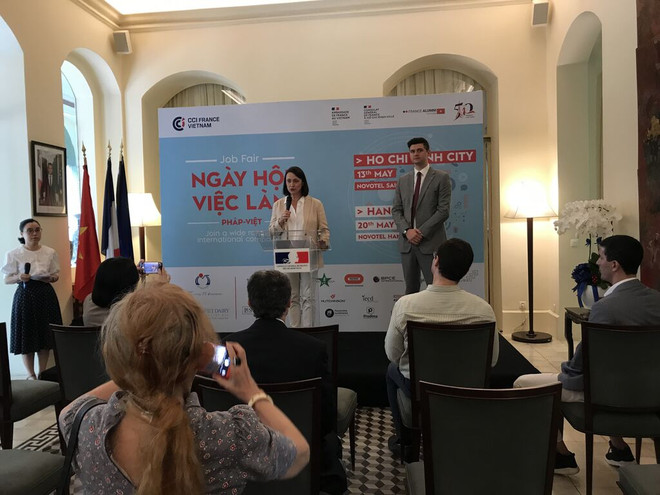 De nombreuses offres d’emploi pour les jeunes diplômés ảnh 1 De nombreuses offres d’emploi pour les jeunes diplômés ảnh 1