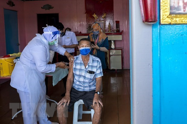La Malaisie recommande aux gens de continuer à porter des masques faciaux ảnh 1 La Malaisie recommande aux gens de continuer à porter des masques faciaux ảnh 1