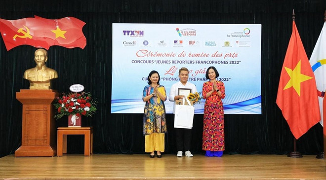 Remise des prix du 7e concours "Jeunes Reporters Francophones” ảnh 1
