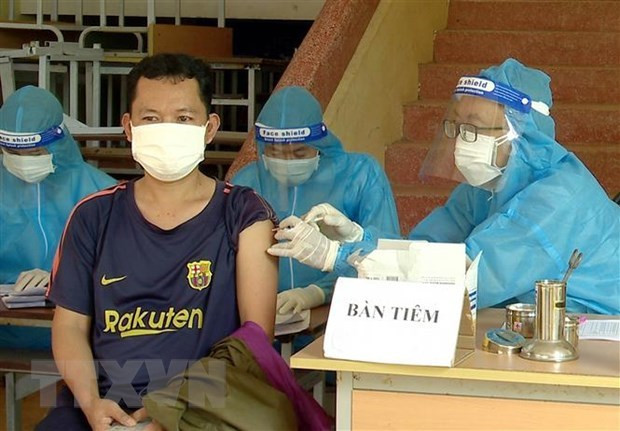 Covid-19: le Vietnam enregistre 359 nouveaux cas en 24 heures ảnh 1