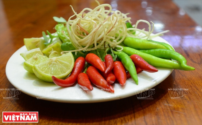 Mì Quảng, un plat emblématique de Quang Nam ảnh 4 Mì Quảng, un plat emblématique de Quang Nam ảnh 4