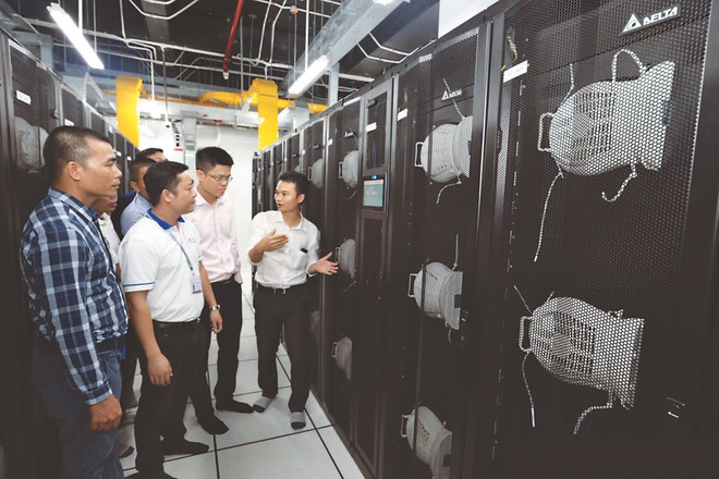 Eco Data Center (ecoDC) dans le parc high-tech Hoà Lac, à Hanoï, est l'un des plus grands centres des données du pays. BCT/CVN