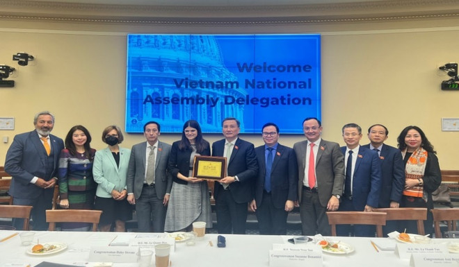 Vietnam-Etats-Unis: promotion de la coopération entre les organes législatifs dans les sciences ảnh 1 Vietnam-Etats-Unis: promotion de la coopération entre les organes législatifs dans les sciences ảnh 1