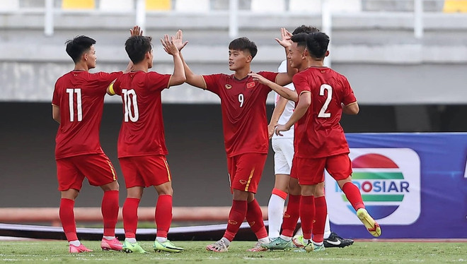 AFC U20 Asian Cup : le Vietnam fait la belle affaire face à Hongkong ảnh 1