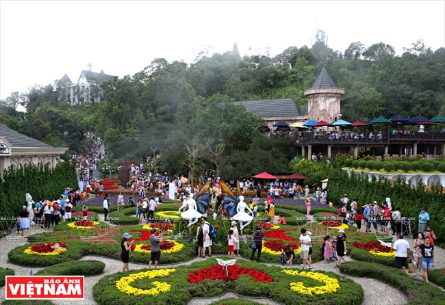Bà Nà Hills, la « ville flottant dans les nuages » ảnh 10