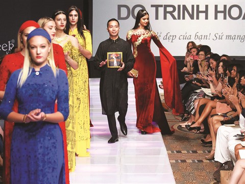 La mode vietnamienne s’affirme sur la scène internationale ảnh 3 La mode vietnamienne s’affirme sur la scène internationale ảnh 3