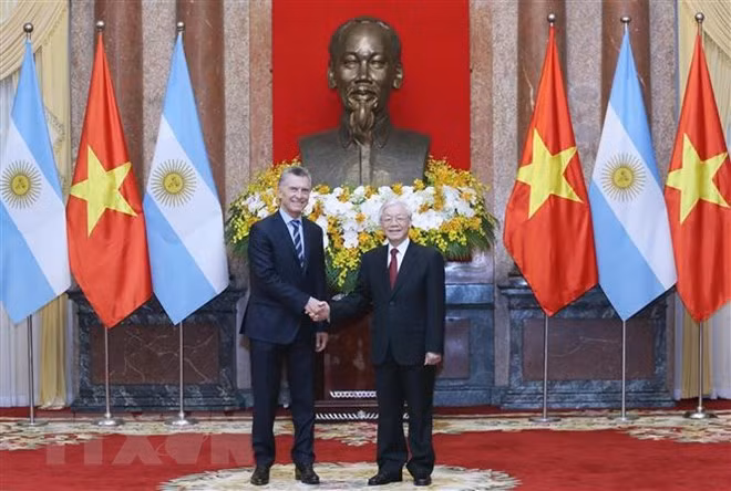 Le Vietnam et l’Argentine signent des documents de coopération ảnh 1