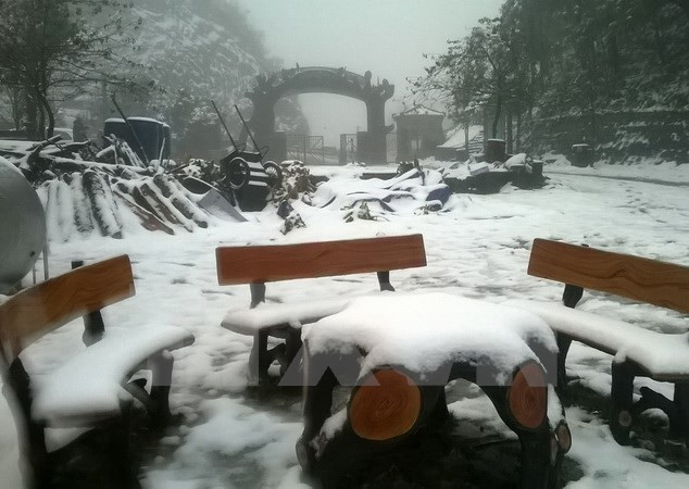 Au Nord, le bourg de Sa Pa se pare de son manteau blanc ảnh 1 Au Nord, le bourg de Sa Pa se pare de son manteau blanc ảnh 1