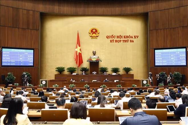 Dernier jour ouvrable de la troisième session de la 15e Assemblée nationale ảnh 1