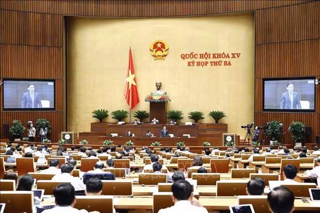 Les députés discutent vendredi de plusieurs projets d’infrastructures ảnh 1