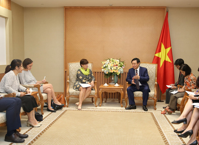 Le vice-PM Vuong Dinh Hue reçoit l’ambassadrice belge ảnh 1 Le vice-PM Vuong Dinh Hue reçoit l’ambassadrice belge ảnh 1