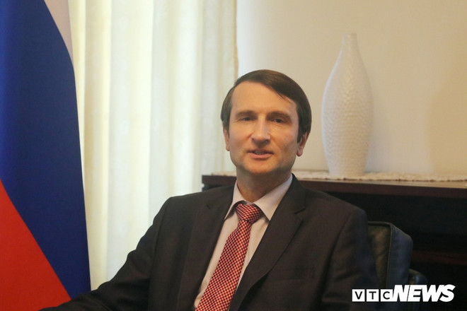 Le ministre conseiller de l'Ambassade russe au Vietnam présente les préparatifs de World Cup 2018 ảnh 1 Le ministre conseiller de l'Ambassade russe au Vietnam présente les préparatifs de World Cup 2018 ảnh 1