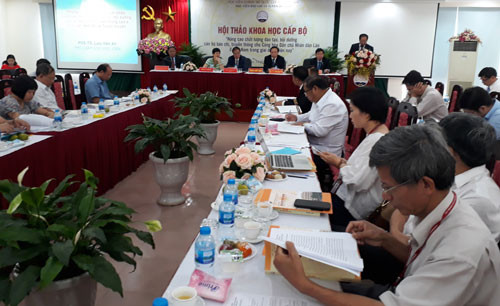 Séminaire sur la formation de cadres laotiens dans le secteur de la presse ảnh 1 Séminaire sur la formation de cadres laotiens dans le secteur de la presse ảnh 1