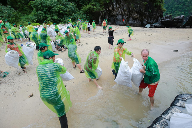 Agir pour une baie de Ha Long verte: vers un tourisme zéro déchet ảnh 1