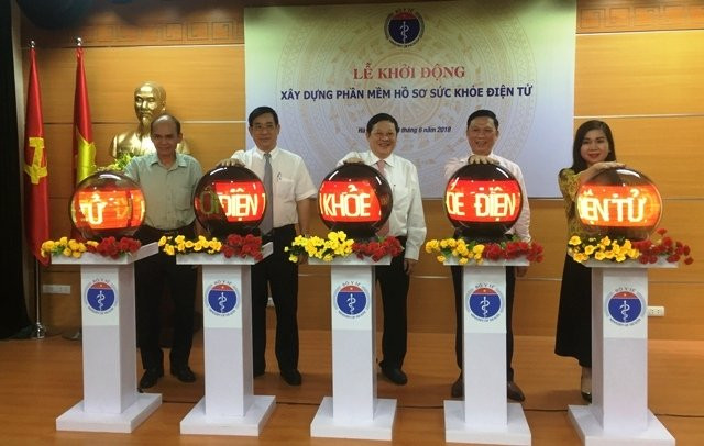Les patients vietnamiens auront bientôt accès à leur dossier médical en ligne ảnh 1