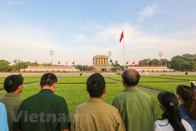 Visiter la Place Ba Dinh lors de la Fête nationale ảnh 1 Visiter la Place Ba Dinh lors de la Fête nationale ảnh 1