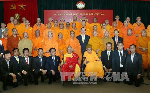 Le président du FPV salue les "symboles" de l’attachement Vietnam-Thaïlande ảnh 1 Le président du FPV salue les "symboles" de l’attachement Vietnam-Thaïlande ảnh 1