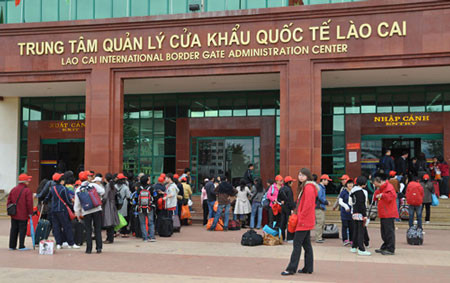 A Mong Cai, 21 voyagistes chinois misent sur le tourisme frontalier ảnh 1 A Mong Cai, 21 voyagistes chinois misent sur le tourisme frontalier ảnh 1