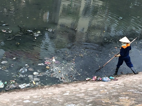 Les lacs de Hanoi menacés par la pollution et l’urbanisation galopante ảnh 1 Les lacs de Hanoi menacés par la pollution et l’urbanisation galopante ảnh 1