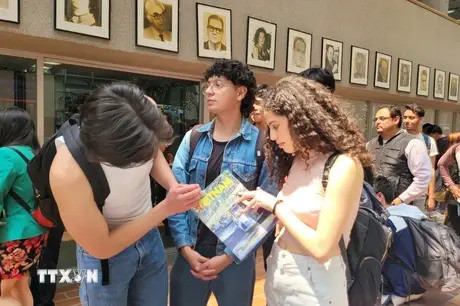 La publication multilingue de la VNA a des lecteurs fidèles en Russie ảnh 1 La publication multilingue de la VNA a des lecteurs fidèles en Russie ảnh 1