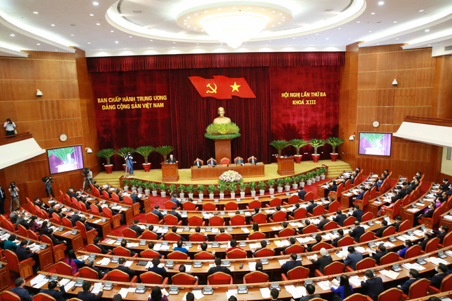 Première journée de travail du 3e Plénum du Comité central du Parti ảnh 1 Première journée de travail du 3e Plénum du Comité central du Parti ảnh 1