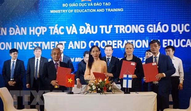 Promouvoir la coopération et l'investissement dans l'éducation ảnh 1