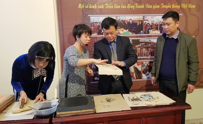 Exposition de peintures folkloriques traditionnelles vietnamiennes à Hai Phong ảnh 2 Exposition de peintures folkloriques traditionnelles vietnamiennes à Hai Phong ảnh 2
