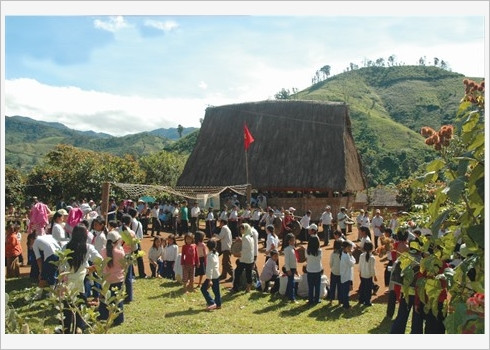Les Xê Dang encouragés à perpétuer leurs traditions ảnh 2 Les Xê Dang encouragés à perpétuer leurs traditions ảnh 2