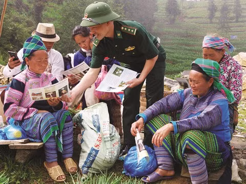 Redoubler d’efforts pour éradiquer la traite d’êtres humains ảnh 2