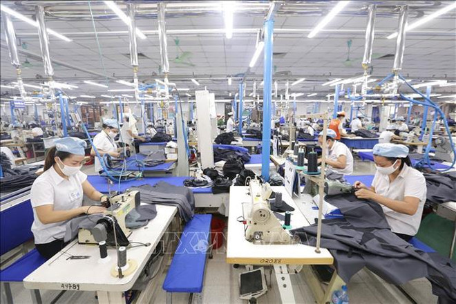 Le Vietnam vise plus de 45 milliards de dollars d'exportations de textile-habillement en 2022 ảnh 2