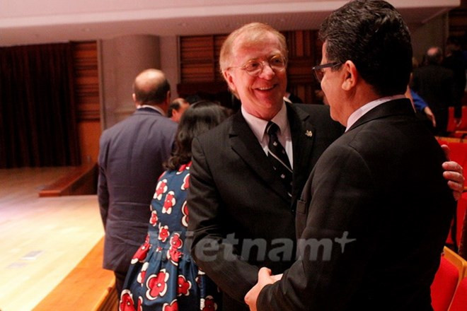 L'ambassadeur du Canada à l'honneur ảnh 1 L'ambassadeur du Canada à l'honneur ảnh 1