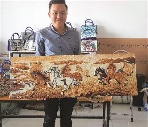 Les grains de riz, la passion d’un jeune artiste de Cân Tho ảnh 1 Les grains de riz, la passion d’un jeune artiste de Cân Tho ảnh 1