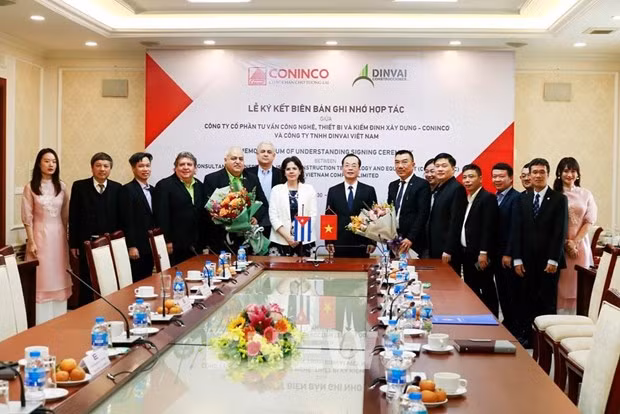 Le Vietnam et Cuba intensifient leur coopération dans la construction ảnh 1