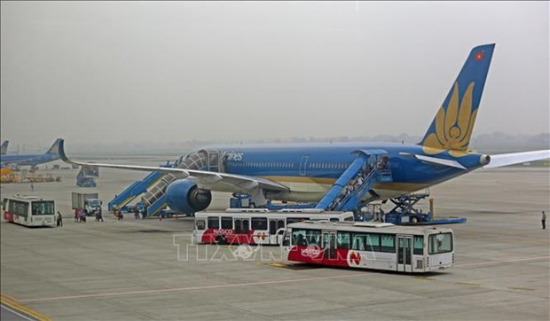 COVID-19 : près de 280 citoyens vietnamiens rapatriés d’Europe ảnh 1 COVID-19 : près de 280 citoyens vietnamiens rapatriés d’Europe ảnh 1