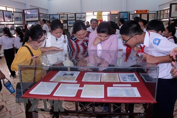 Exposition sur les archipels de Hoang Sa et Truong Sa à Binh Thuan ảnh 1 Exposition sur les archipels de Hoang Sa et Truong Sa à Binh Thuan ảnh 1