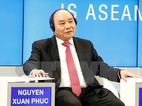 Le PM termine son voyage à Davos pour le Forum économique mondial ảnh 1 Le PM termine son voyage à Davos pour le Forum économique mondial ảnh 1