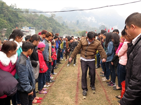 La fête printanière de Ba Bê animée par des jeux traditionnels ảnh 2 La fête printanière de Ba Bê animée par des jeux traditionnels ảnh 2