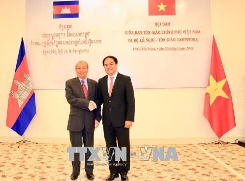 Le Vietnam et le Cambodge élargissent leur coopération dans les affaires religieuses ảnh 1 Le Vietnam et le Cambodge élargissent leur coopération dans les affaires religieuses ảnh 1