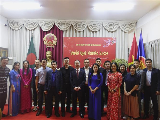 Rencontre communautaire à l'occasion du Nouvel An lunaire au Bangladesh ảnh 1 Rencontre communautaire à l'occasion du Nouvel An lunaire au Bangladesh ảnh 1