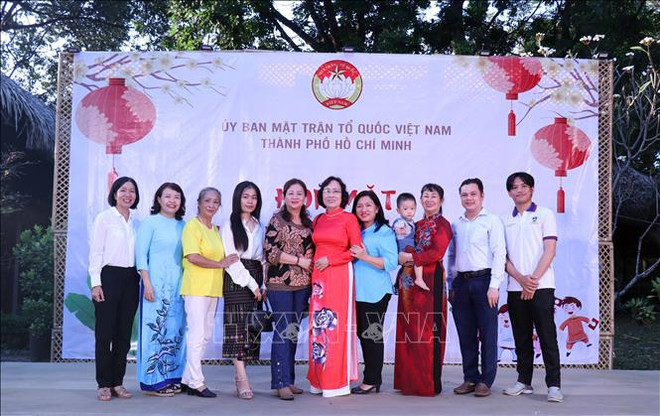 Le programme "Des familles vietnamiennes avec des étudiants lao et cambodgiens” resserre l’amitié ảnh 1 Le programme "Des familles vietnamiennes avec des étudiants lao et cambodgiens” resserre l’amitié ảnh 1