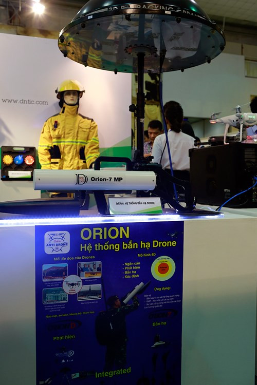 Ouverture de la 2e exposition internationale sur la sécurité à Hanoï ảnh 2