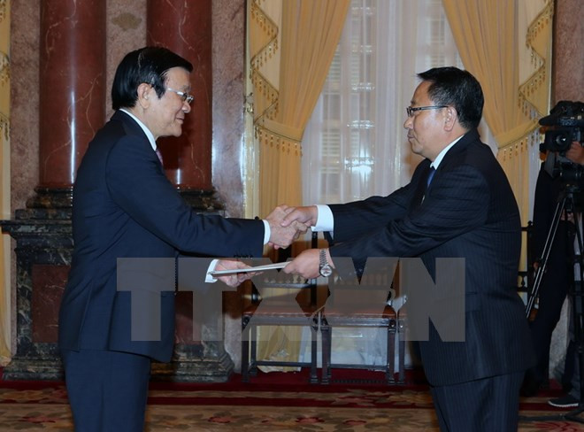Le président Truong Tan Sang reçoit de nouveaux ambassadeurs ảnh 1 Le président Truong Tan Sang reçoit de nouveaux ambassadeurs ảnh 1