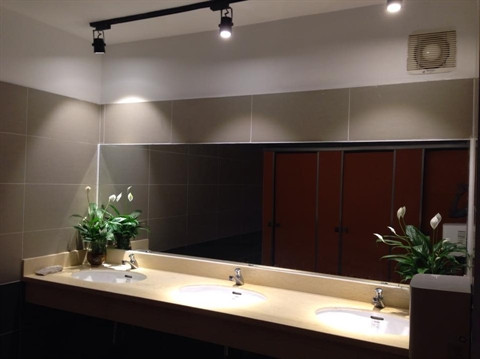 Mise en service du premier WC public moderne à Hanoi ảnh 2 Mise en service du premier WC public moderne à Hanoi ảnh 2